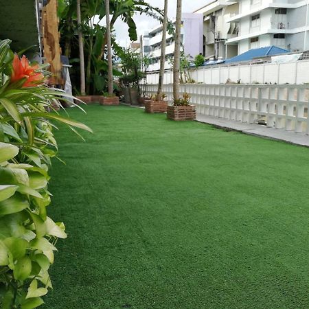 Mad Monkey Hostel Bangkok Dış mekan fotoğraf