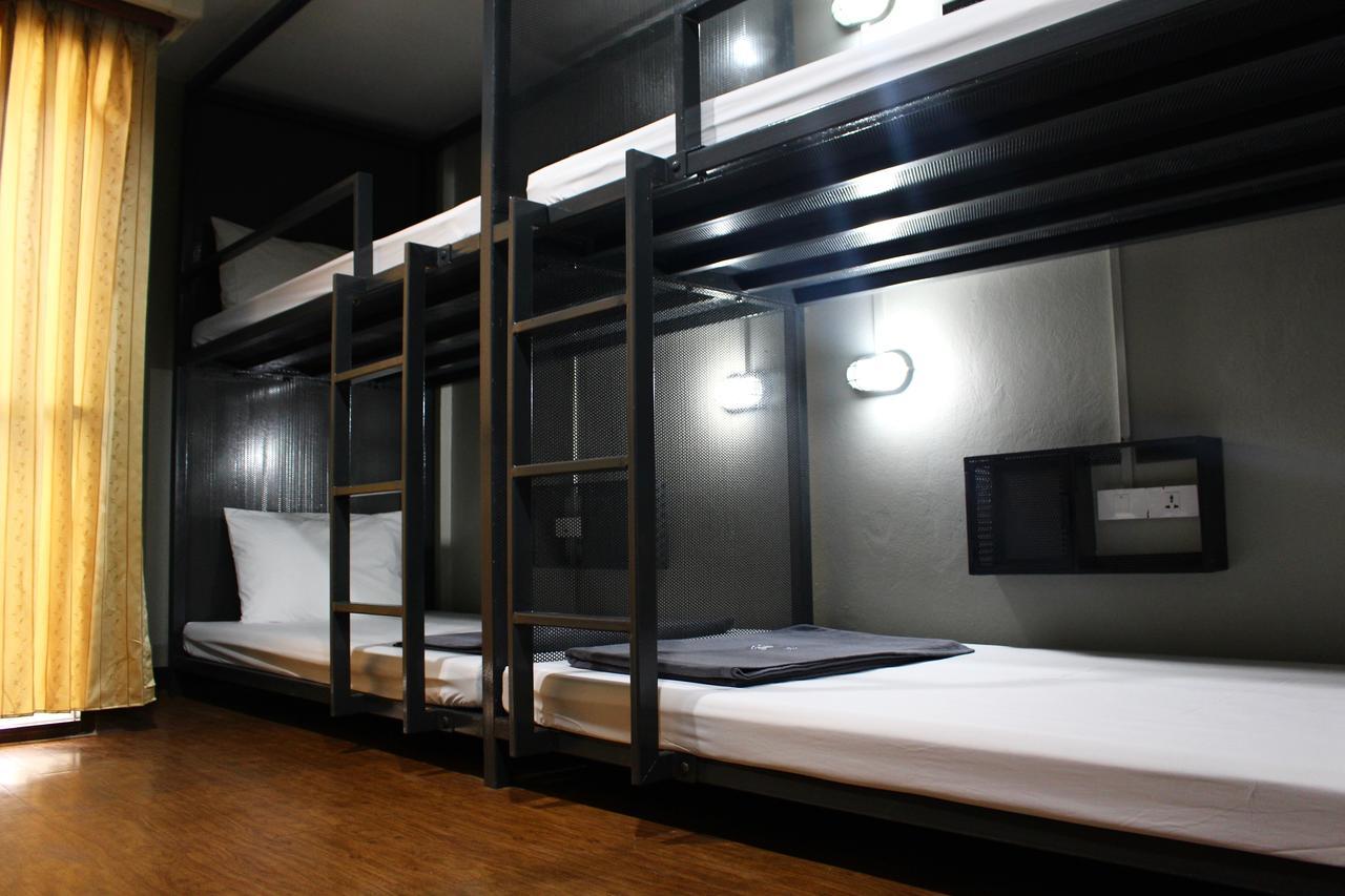 Mad Monkey Hostel Bangkok Dış mekan fotoğraf